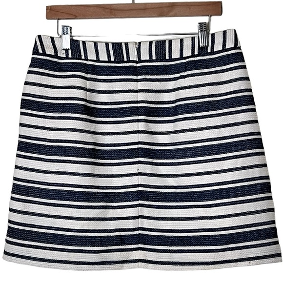 Banana Republic | Striped cotton blend blue/white a-line mini skirt size… - Picture 5 of 10